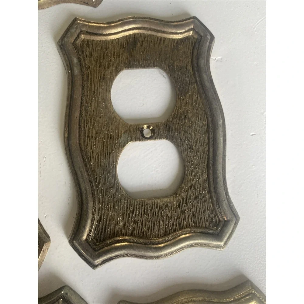 Lot of 5 Vintage 1968 American Tack & Hardware Metal Outlet Covers